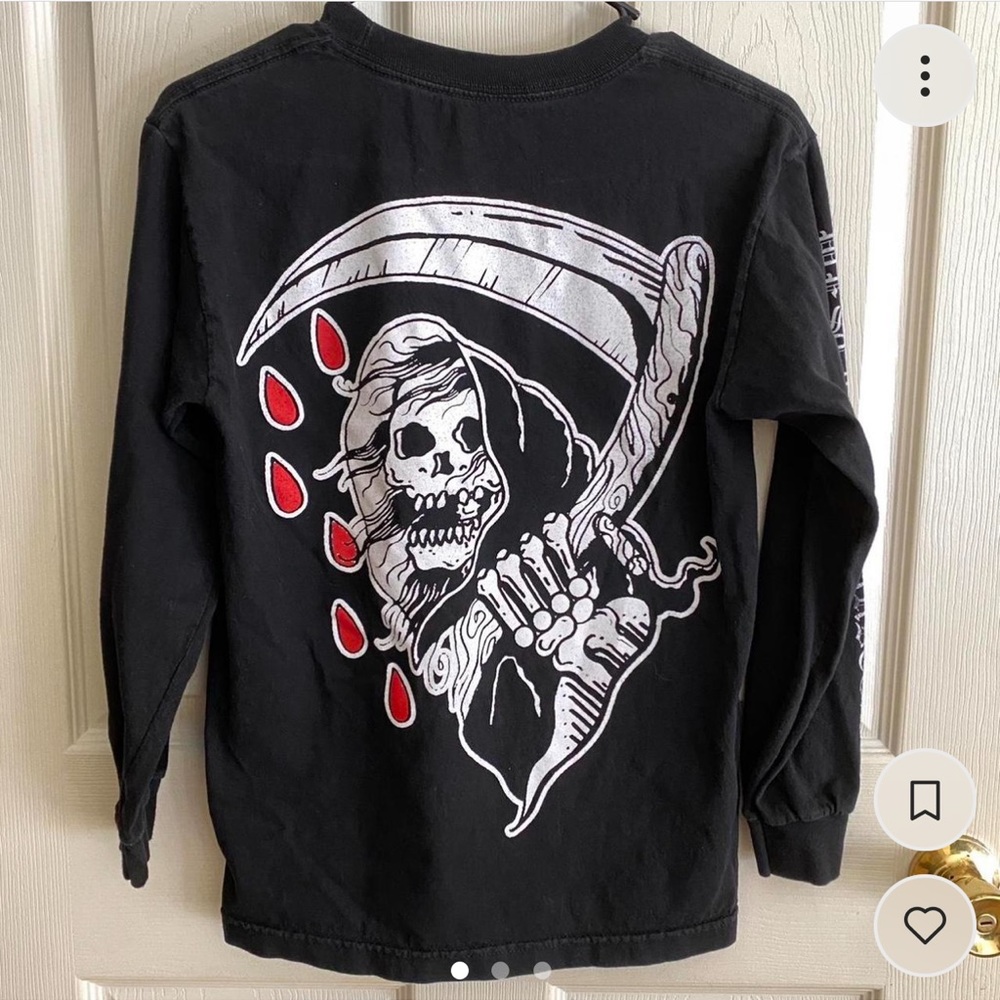Love Don’t Live Here Lionheart Hardcore women’s long sleeve